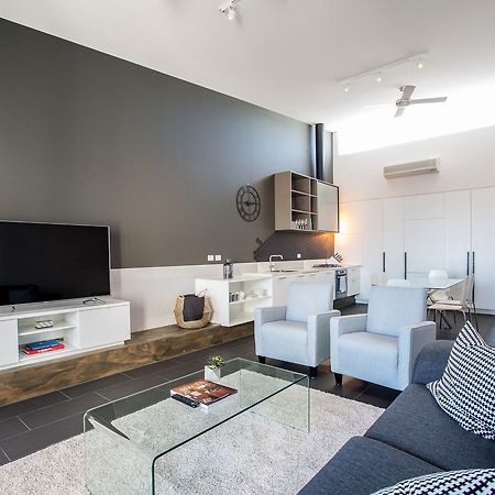 Magnificent Apartment + Free Car Park Near Cbd Аделейд Екстериор снимка